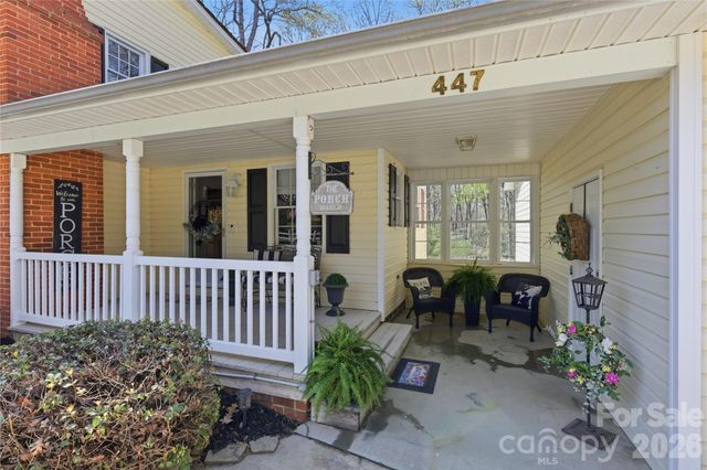 447 Henderson Road, Chesnee, SC 29323