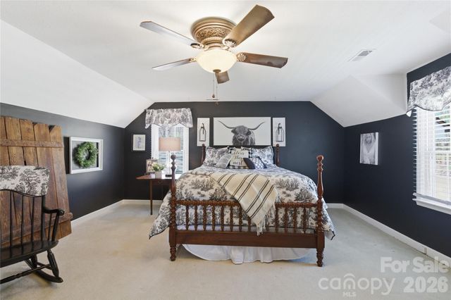 447 Henderson Road, Chesnee, SC 29323