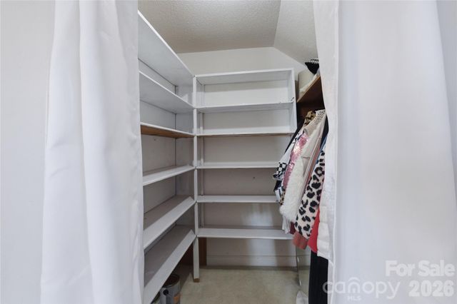 447 Henderson Road, Chesnee, SC 29323