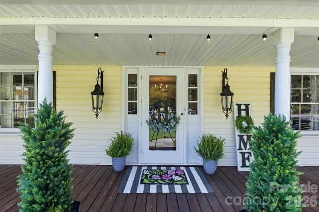 447 Henderson Road, Chesnee, SC 29323