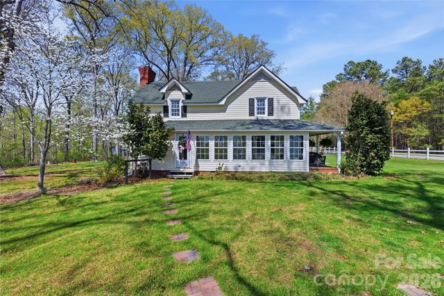 447 Henderson Road, Chesnee, SC 29323