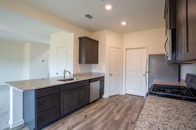 13812 Musselshell Drive, Ponder, TX 76259