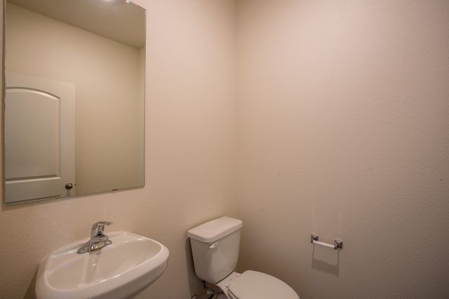 13812 Musselshell Drive, Ponder, TX 76259