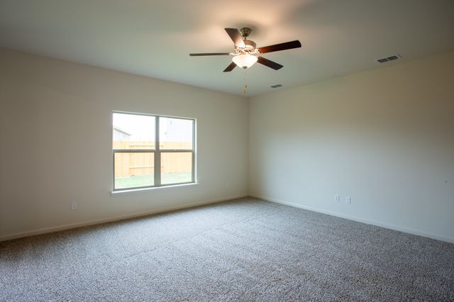 13812 Musselshell Drive, Ponder, TX 76259