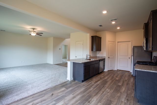 13812 Musselshell Drive, Ponder, TX 76259