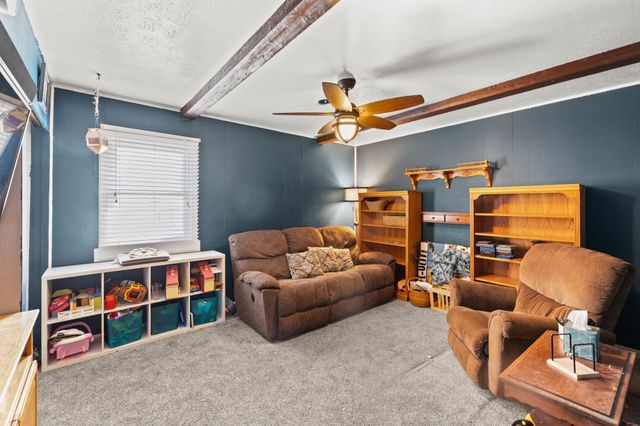 3904 E 26th Street, Des Moines, IA 50317