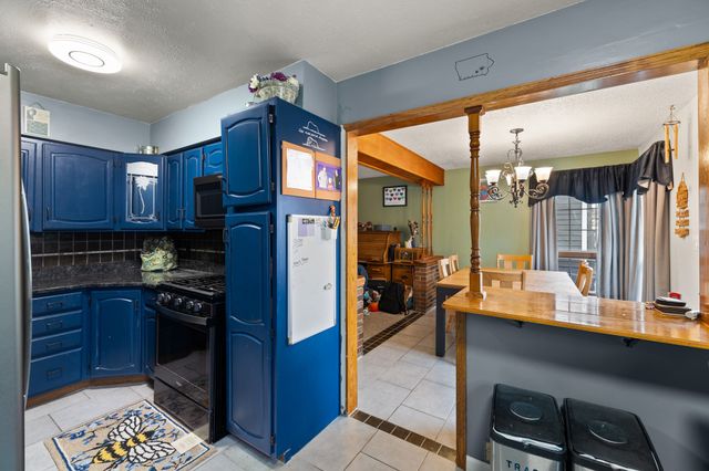 3904 E 26th Street, Des Moines, IA 50317