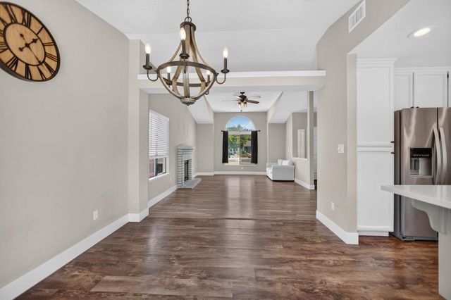 9260 Mantle Ct, Elk Grove, CA 95758