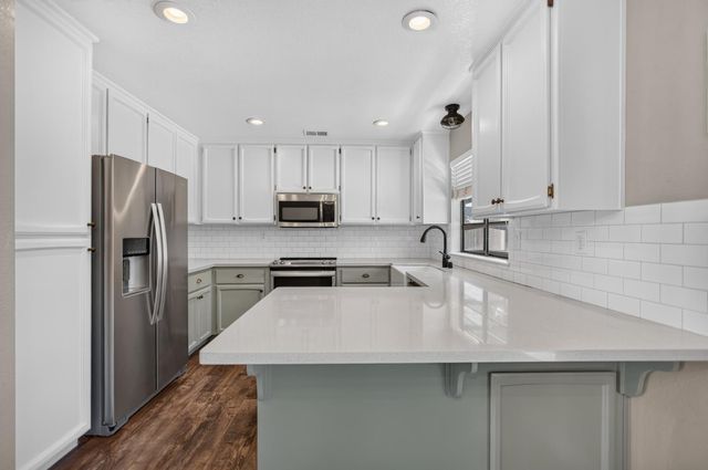 9260 Mantle Ct, Elk Grove, CA 95758