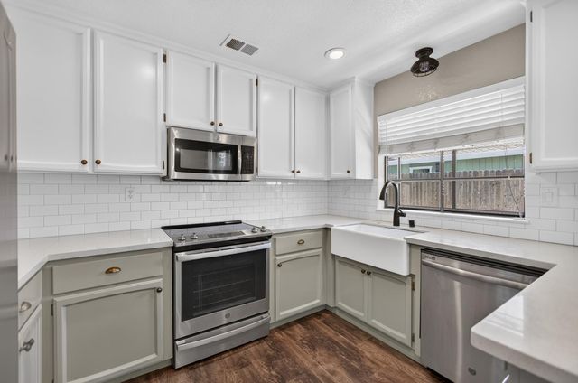 9260 Mantle Ct, Elk Grove, CA 95758