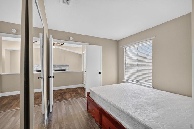 9260 Mantle Ct, Elk Grove, CA 95758