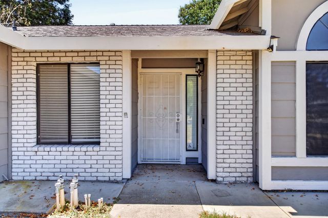 9260 Mantle Ct, Elk Grove, CA 95758