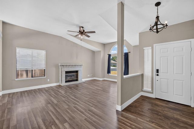 9260 Mantle Ct, Elk Grove, CA 95758