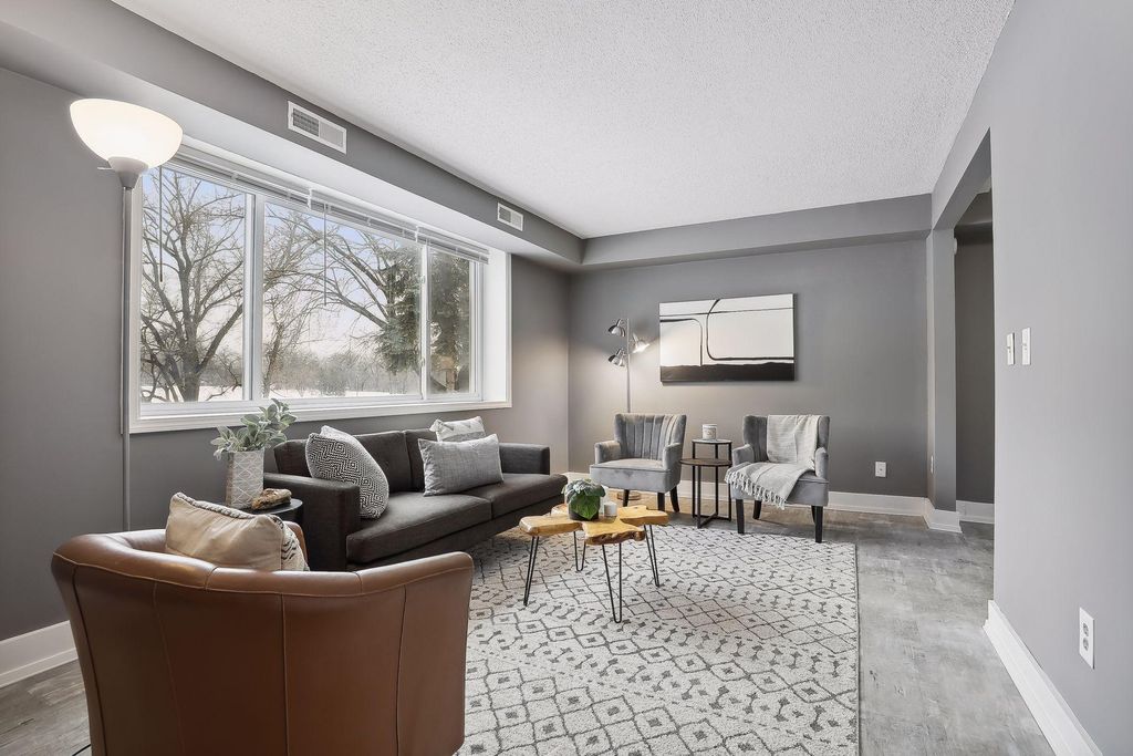 439 Arlington Avenue E, Saint Paul, MN 55130 — photo 2