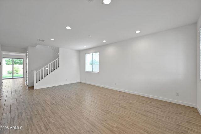 7027 S 13TH Way, Phoenix, AZ 85042