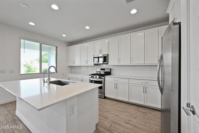 7027 S 13TH Way, Phoenix, AZ 85042