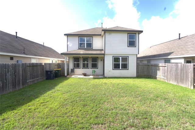 3327 Tavo Ridge Drive, Conroe, TX 77301