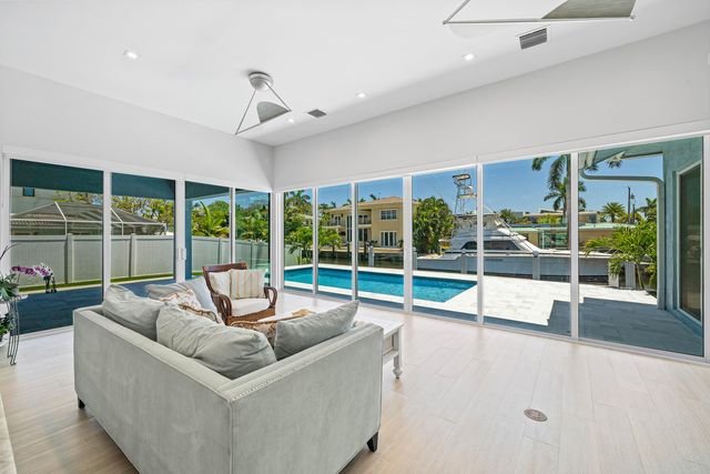 830 NE 72nd Street, Boca Raton, FL 33487