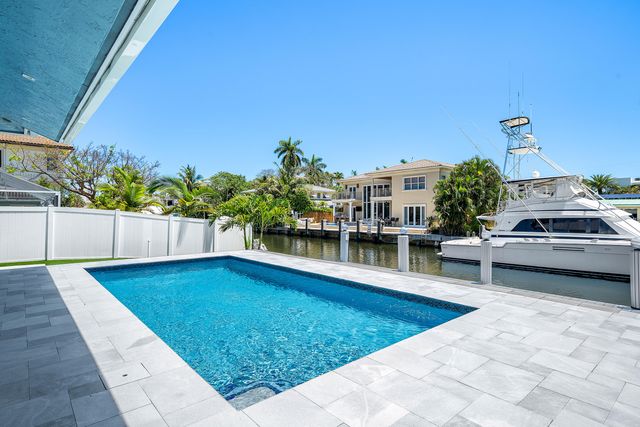 830 NE 72nd Street, Boca Raton, FL 33487