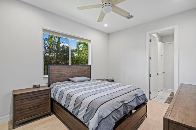 830 NE 72nd Street, Boca Raton, FL 33487