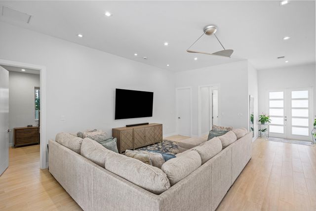 830 NE 72nd Street, Boca Raton, FL 33487