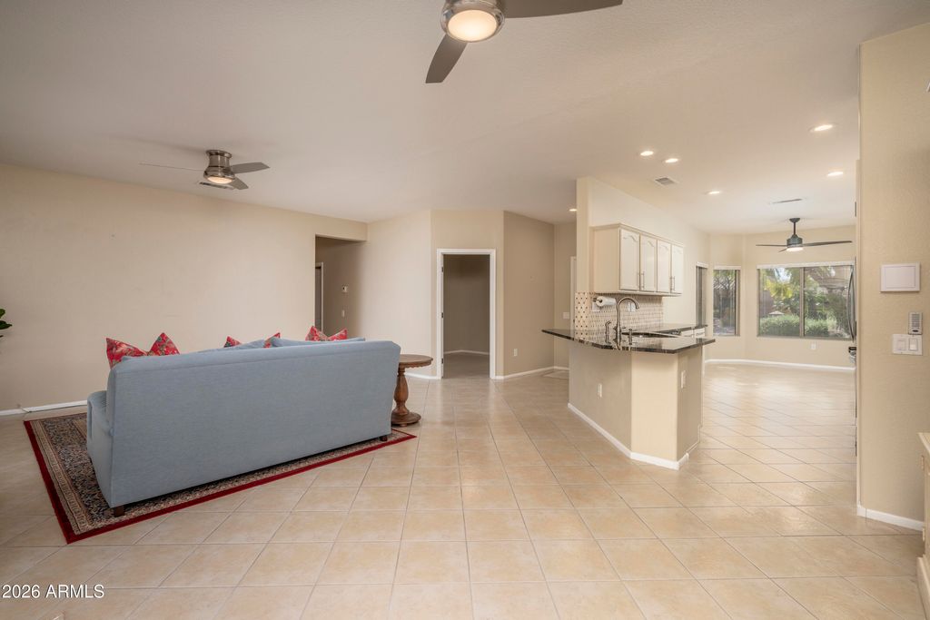 15984 W INDIGO Lane, Surprise, AZ 85374 — photo 2
