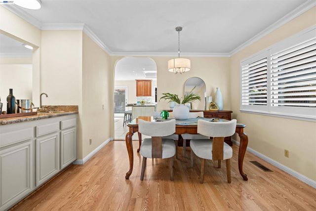 2533 Larrikeet Ct, Pleasanton, CA 94566