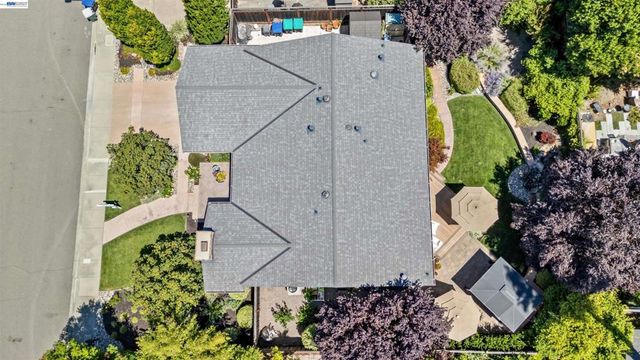 2533 Larrikeet Ct, Pleasanton, CA 94566