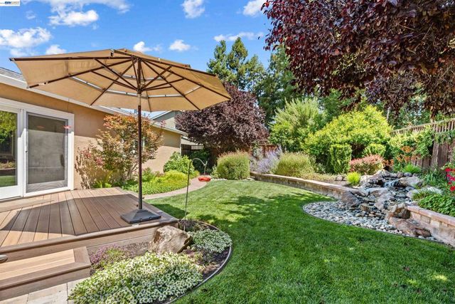 2533 Larrikeet Ct, Pleasanton, CA 94566