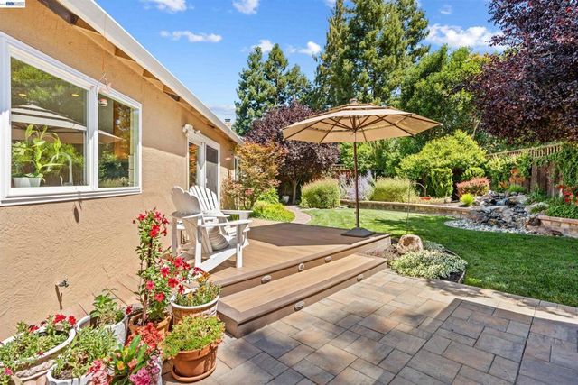 2533 Larrikeet Ct, Pleasanton, CA 94566