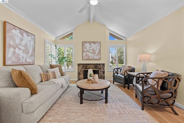 2533 Larrikeet Ct, Pleasanton, CA 94566
