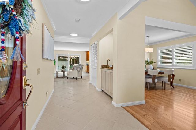 2533 Larrikeet Ct, Pleasanton, CA 94566