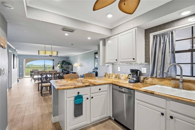 23465 HARBORVIEW ROAD 231, Punta Gorda, FL 33980