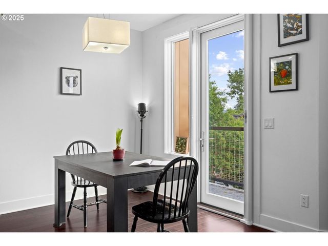 838 Se 38TH Ave 311, Portland, OR 97214