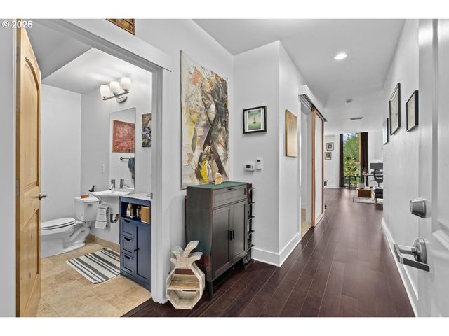 838 Se 38TH Ave 311, Portland, OR 97214