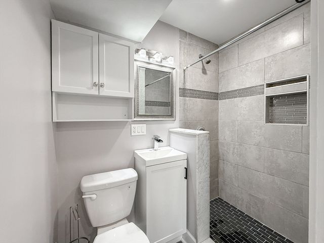 468 Salem St 3, Malden, MA 02148