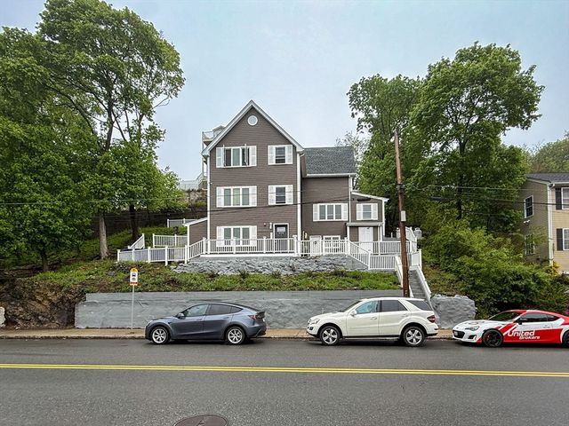 468 Salem St 3, Malden, MA 02148