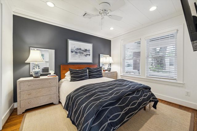 548 Granberry Street, Houston, TX 77007