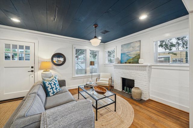 548 Granberry Street, Houston, TX 77007