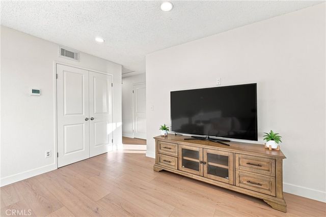 5905 Rosemead, Pico Rivera, CA 90660