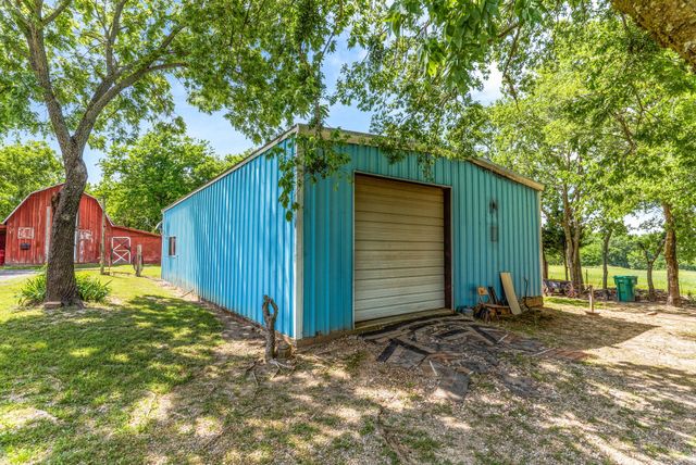 992 Tolson Avenue, Van Alstyne, TX 75495