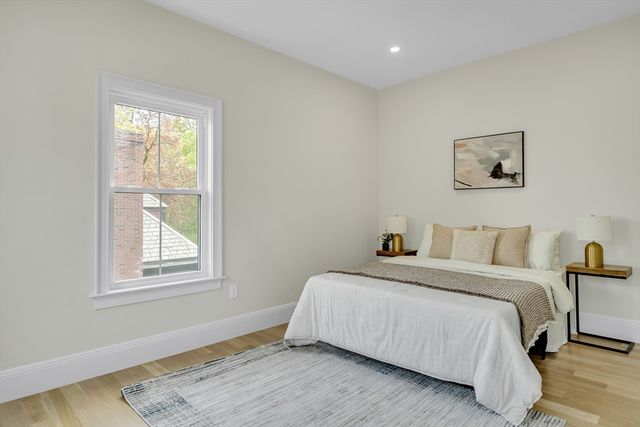 686 Centre St, Newton, MA 02458