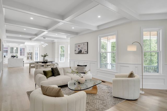 686 Centre St, Newton, MA 02458