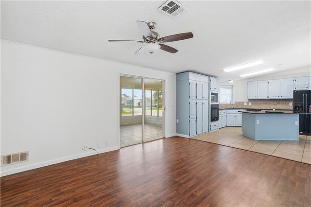 7608 Montauk Avenue T10, Micco, FL 32976