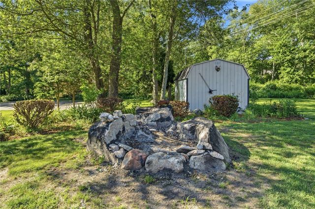 655 Saugatucket Road, South Kingstown, RI 02879