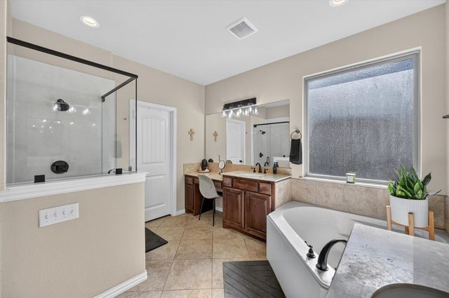 1156 Blue Sky Lane, Burleson, TX 76058