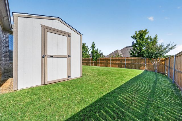 1156 Blue Sky Lane, Burleson, TX 76058