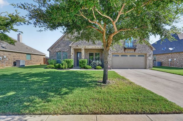 1156 Blue Sky Lane, Burleson, TX 76058