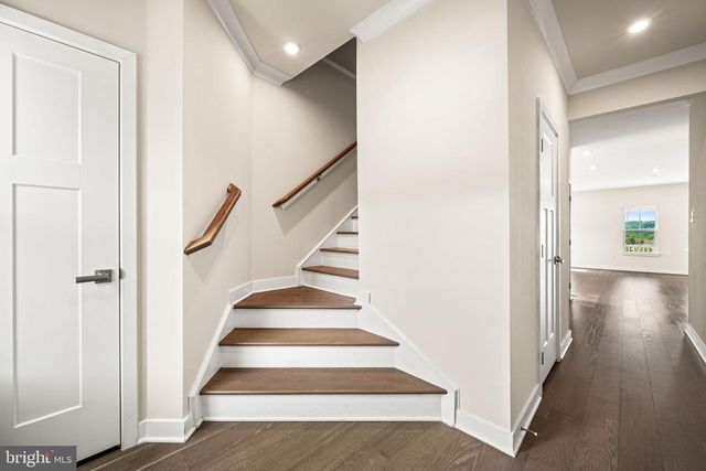 220 CHASE DR, Downingtown, PA 19335