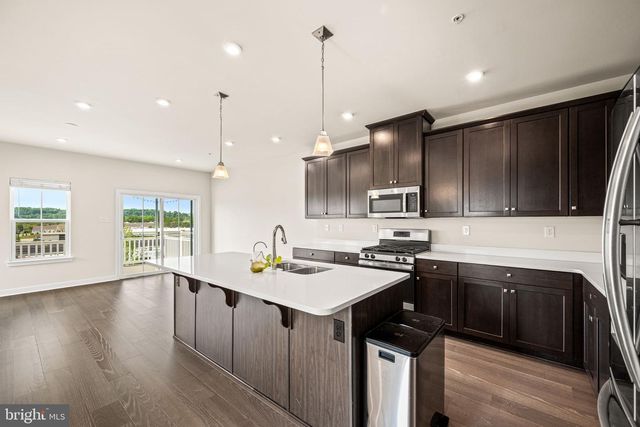 220 CHASE DR, Downingtown, PA 19335